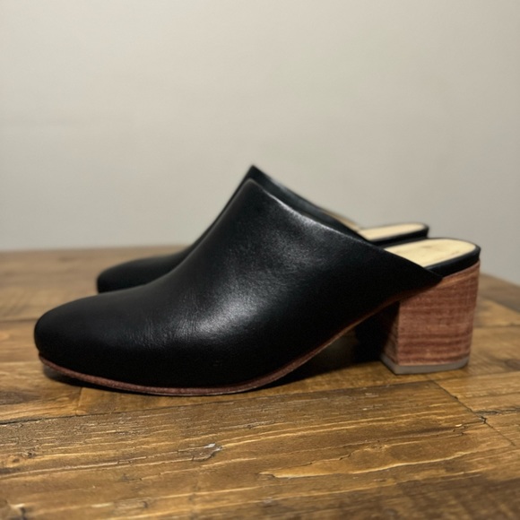 Nisolo All-Day Heeled Mule - Picture 3 of 11